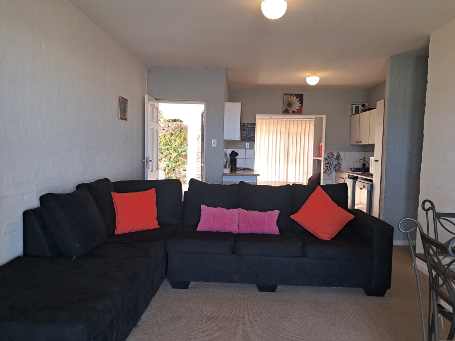 To Let 3 Bedroom Property for Rent in Aston Bay Eastern Cape